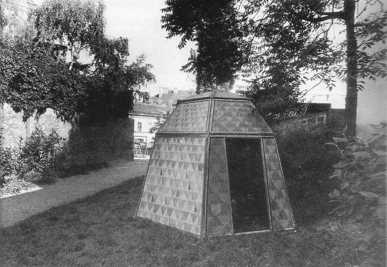 KUNST IM ÖFFENTLICHEN RAUM